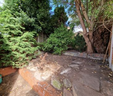 Longfield Road, Stourbridge - Photo 2