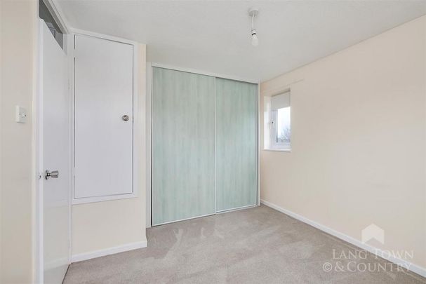 1 bedroom semi-detached house to rent - Photo 1