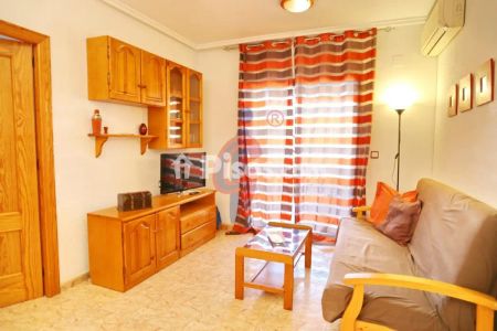 Apartamento en alquiler en Carrer de Cartagena, 15 - Foto 2