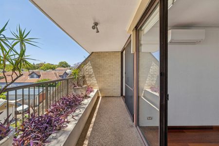 1 / 62 Grosvenor Street - Photo 3