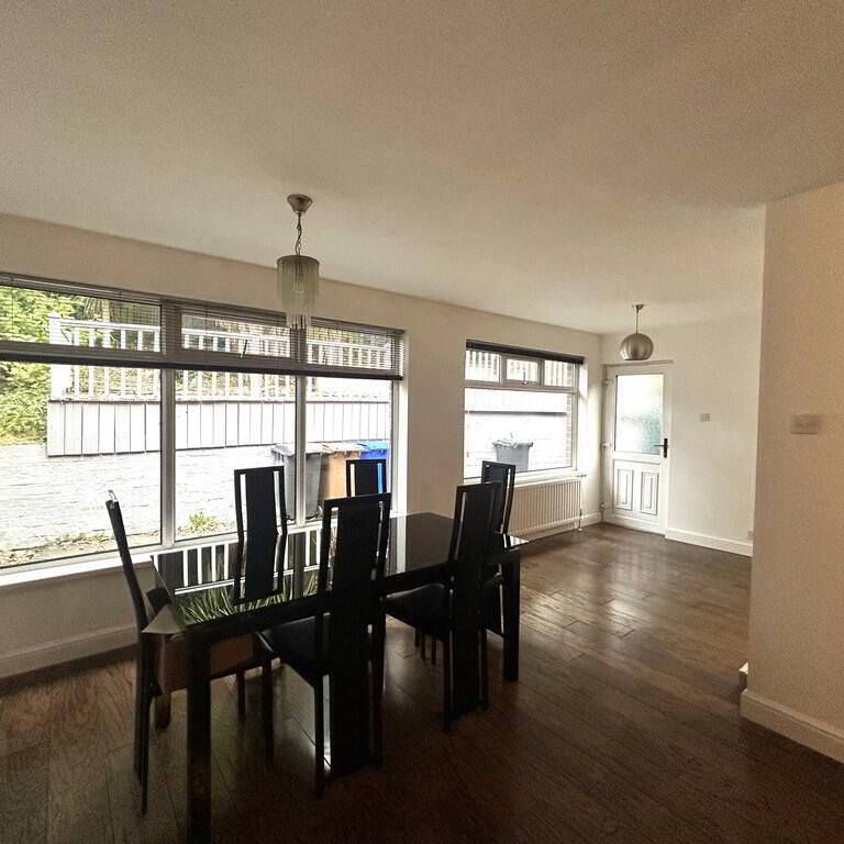 4 Garnerville Park, Belfast, BT4 2NY - Photo 1