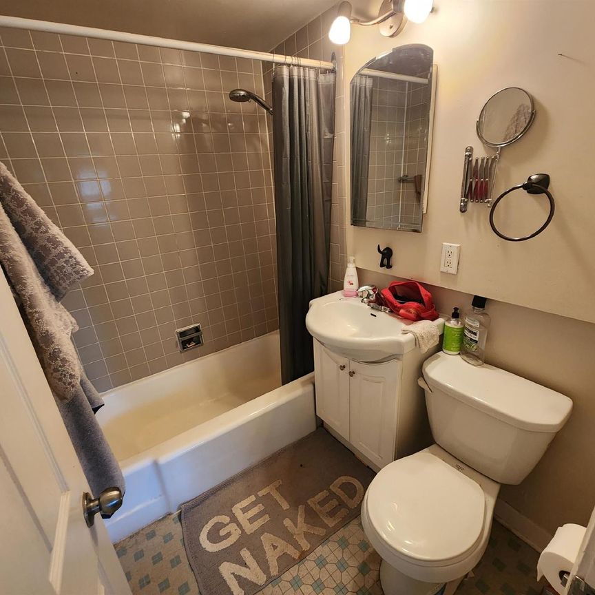 100 Waverley Street - 307 - Photo 1