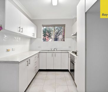 modern 2 bedroom home unit - Photo 2