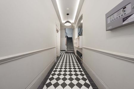 Beauchamp Place - Photo 2