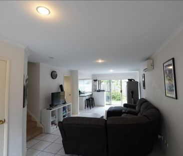 3B Townhouse Close to Harbour Town Shopping Centre - Photo 2