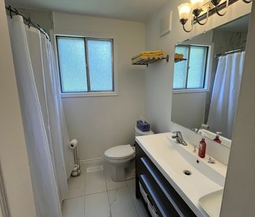 For Lease - 448 Loretta Crescent, Whitchurch-Stouffville, Ontario - Photo 4