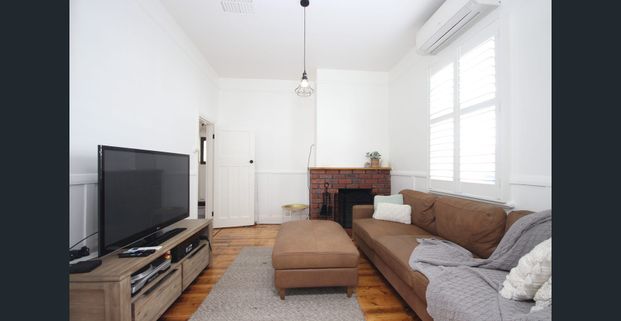 Stunning character home. - Photo 1