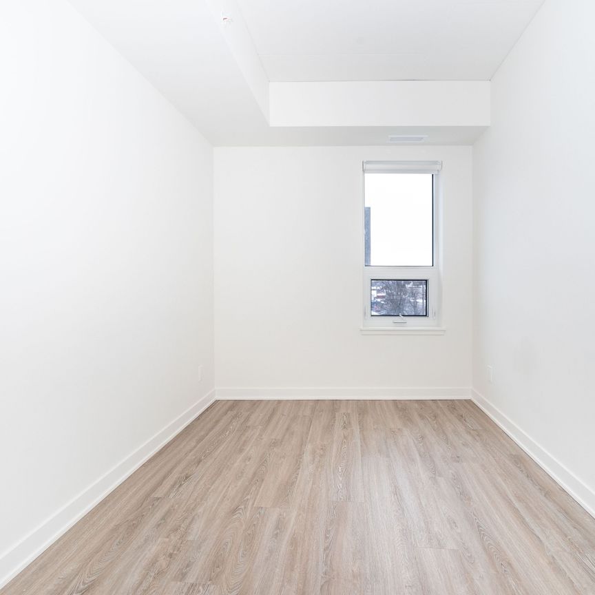 For Lease - 353 Gardner Street Unit# 705, Vanier and Kingsview Park, Ontario - Photo 1