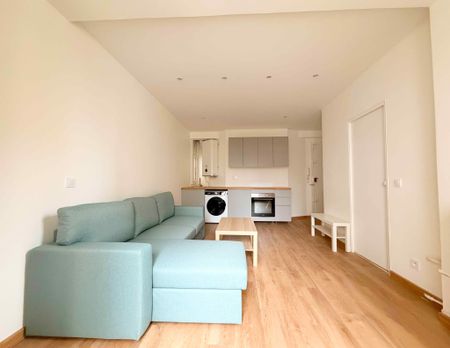 Location Appartement 1 pièce 24m² COURBEVOIE 92400 - Photo 2