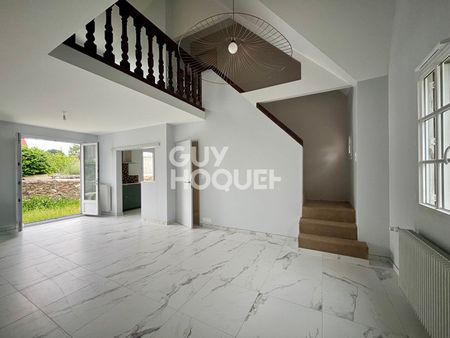 Maison rénovée au coeur de Saint Donatien 116 m2 - Photo 3