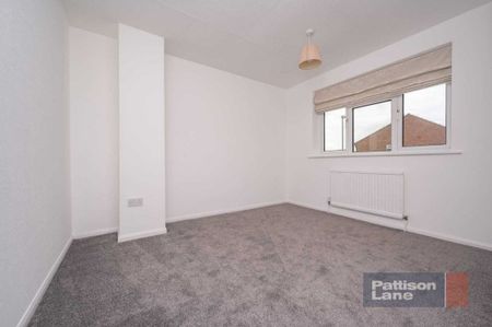 3 bedroom house - Photo 4