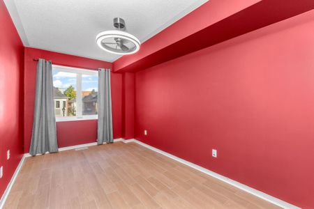 For Lease - 18 Clark Avenue Unit# 176, Vaughan, Ontario - Photo 5