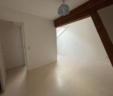 Location Appartement 2 pièces 37m² CHARLIEU 42190 - Photo 5