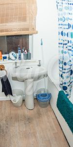 Flat 1, 18 Wellington Square, NG7 1NG, NOTTINGHAM - Photo 4