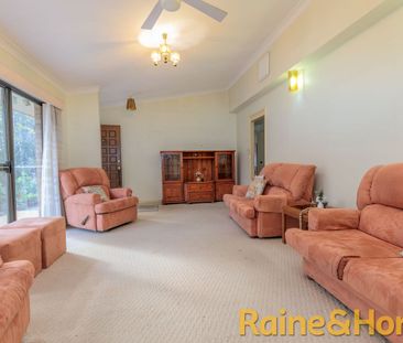 28 Corbett Avenue, Dubbo, NSW 2830 - Photo 5