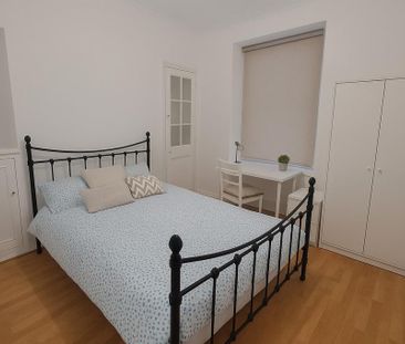 1 bedroom in a house share to rent - Photo 4