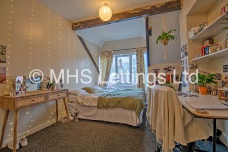 9 Bedroom End Terraced House for rent in Regent Park Avenue - Photo 5