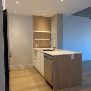 1 CH - 1 SDB - Montreal - $1,635 /mo - Photo 2