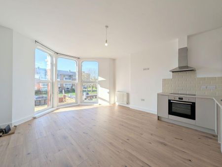 2 bedroom apartment to rent - Photo 4