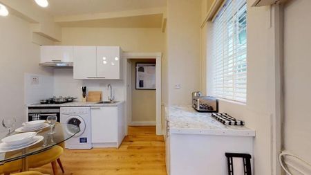 1 bedroom flat to rent - Photo 4