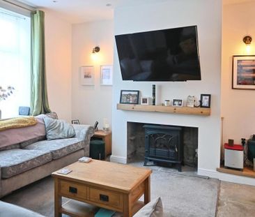 2 bedroom semi-detached house to rent - Photo 5