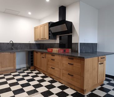 Location Appartement 3 pièces 79m² NARBONNE 11100 - Photo 3