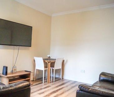 4 bedroom house share to rent - Photo 2