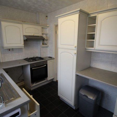 2 bedroom terraced house to rent - Photo 3