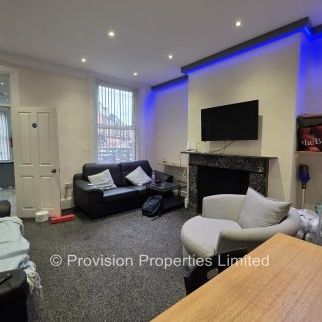 8 Bedroom House Brudenell Road - Photo 1