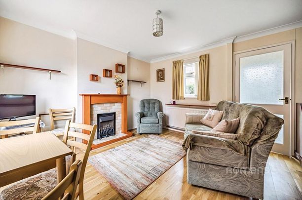 2 bedroom terraced house to rent - Photo 1