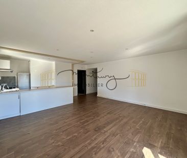 COUP DE COEUR : P3 AVEC TERRASSE ET PARKING EN DERNIER ETAGE - Photo 6