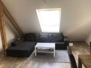 Attraktive Dachgeschoßwohnung in fußläufiger Citywohnlage! - Photo 1