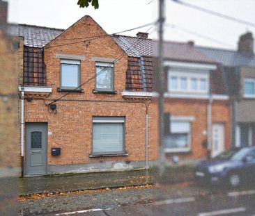 KARAKTERVOLLE WONING MET STADSTUIN - Photo 1