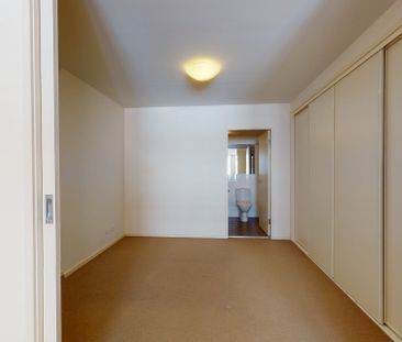 302/24 Bolton Street, Newcastle NSW 2300 - Photo 1