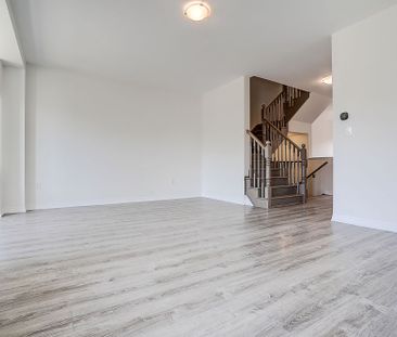 For Lease - 3353 Carding Mill Trail, Oakville, Ontario - Photo 1