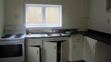 Ground Floor Two-Bedroom Unit - Photo 3