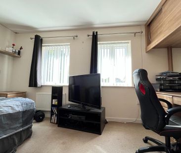 2 bedroom semi-detached house to rent - Photo 3