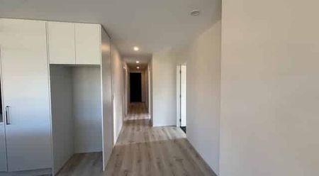 CROMWELL - 4 BEDROOMS - Photo 5