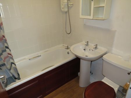 Nursery Lane, Halifax - Photo 5