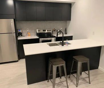 Furnished 1 bedroom close to Whyte | 6919B 106 Street, Edmonton - Photo 1