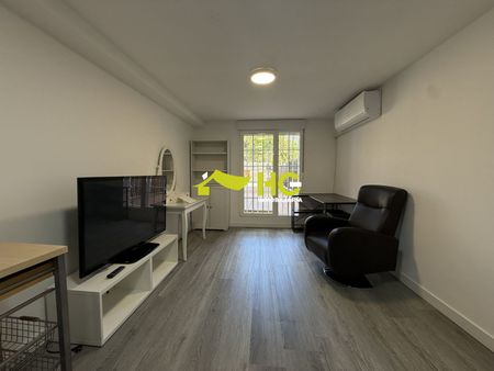 Alquiler Estudio en Casco Urbano, Villaviciosa De Odón - Photo 4