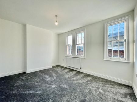 3 bedroom terraced house to rent - Photo 3