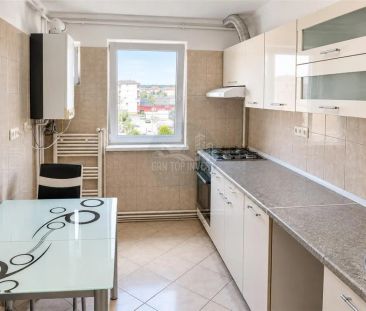 Apartament 3 camere cu balcon in Vasile Aaron - Photo 5