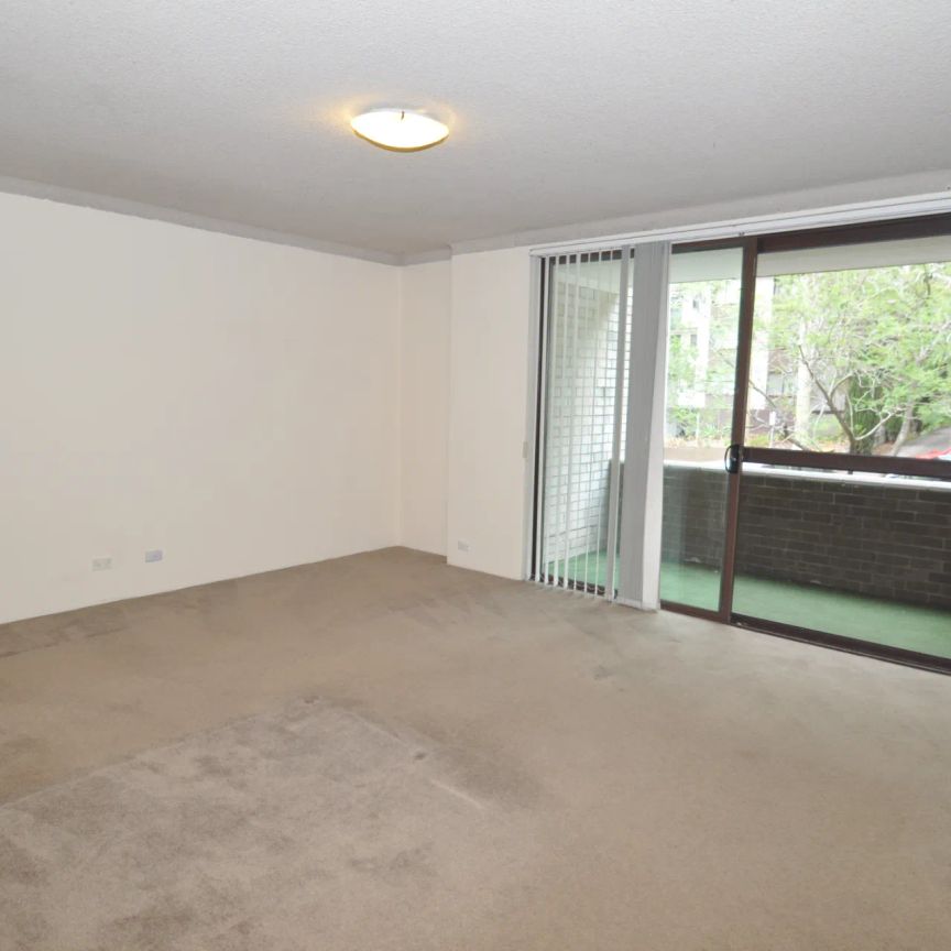 2/1 Cottonwood Crescent, - Photo 1