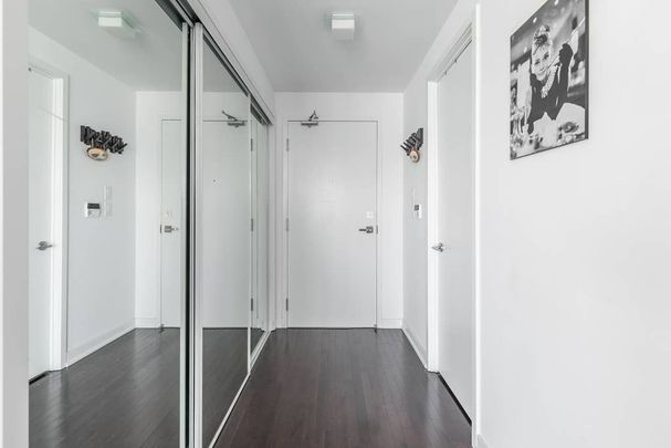 For Lease - 12 York Street Unit# 3405, Toronto, Ontario - Photo 1