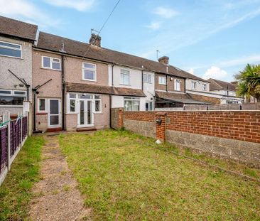 3 bedroom terraced house to rent - Photo 6