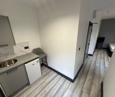 Studio Flat, Sunnydene Street, SE26 - Photo 4