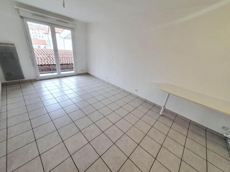 Location Appartement 2 pièces 45m² CLERMONT FERRAND 63000 - Photo 3