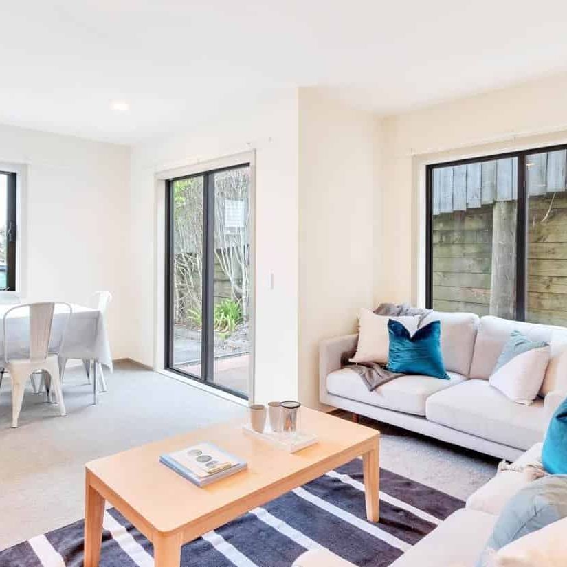 Short term periodic lease at low rent! - Photo 1