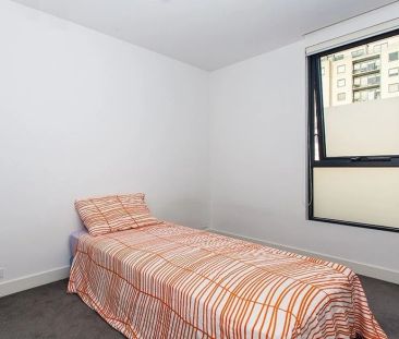 Beautiful Unfurnished 2 Bedroom Apartment - Photo 5